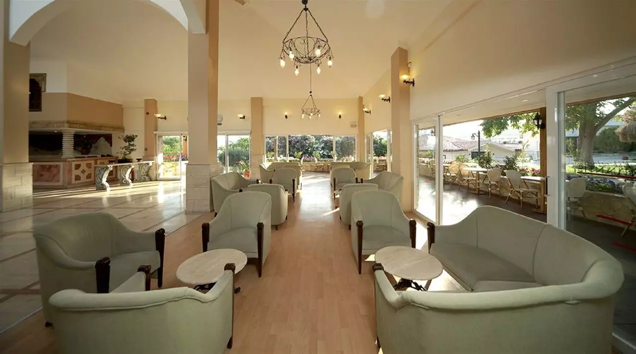 CLUBRESORT_SHABAVIZ (30).jpg